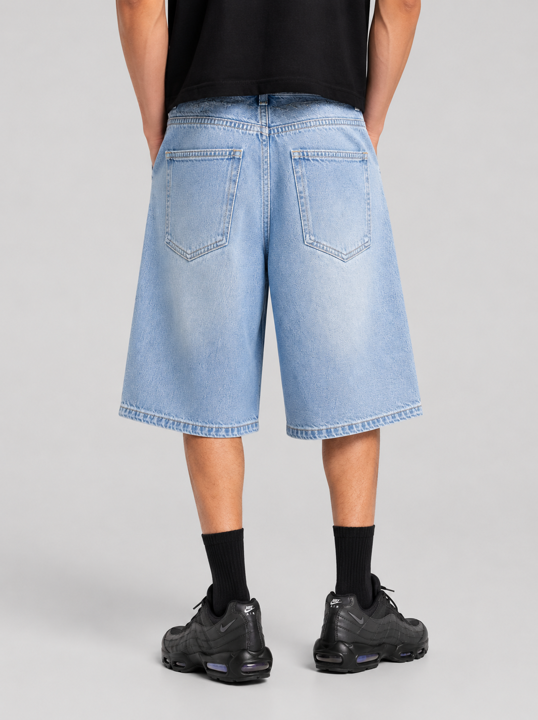 Essential Light Wash Baggy Jorts